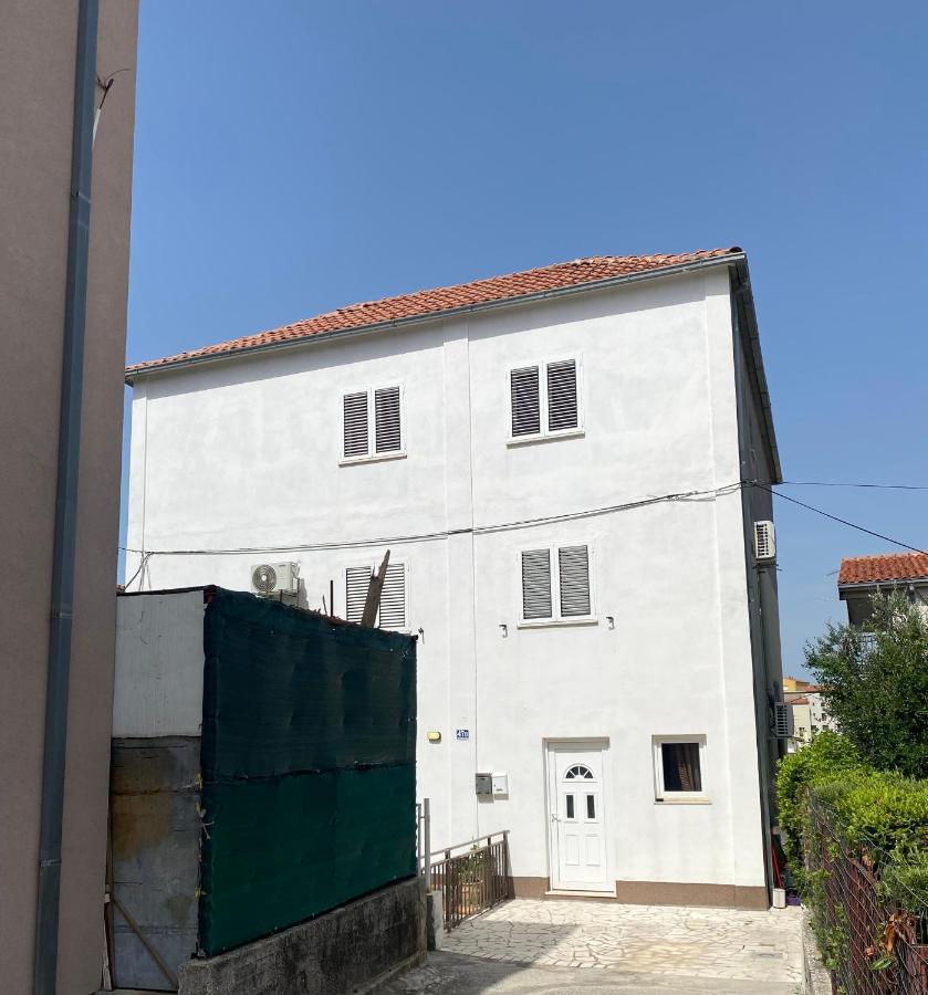 Apartman 4 Kilometar To City Centar Split Zewnętrze zdjęcie
