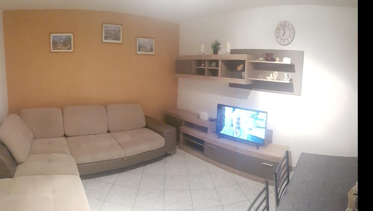 Apartman 4 Kilometar To City Centar Split Zewnętrze zdjęcie